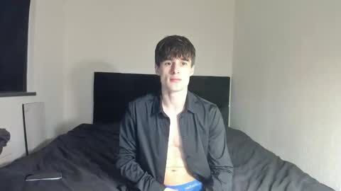 skinnyguywithbigd online show from February 7, 2026, 6:50 am