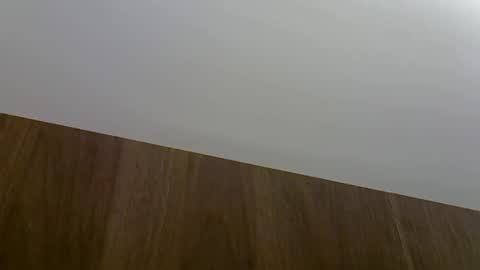 skinnykittencam online show from September 9, 2025, 7:19 am