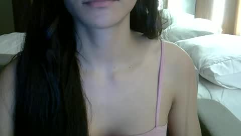 skinnykittencam online show from September 10, 2025, 7:41 am