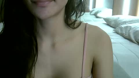 skinnykittencam online show from September 27, 2025, 1:54 am