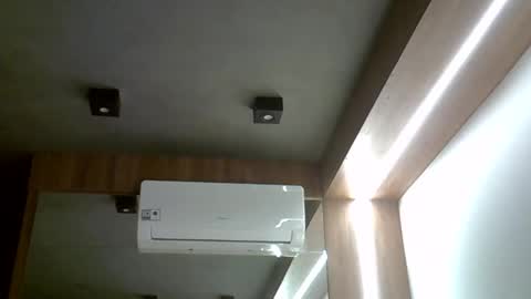 skinnykittencam online show from October 25, 2025, 7:38 am