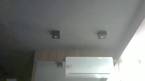 skinnykittencam online show from November 20, 2025, 2:01 am