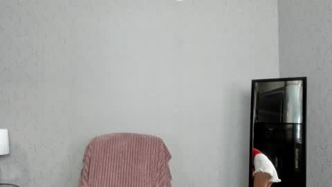 Skinnyladyy online show from February 3, 2025, 2:03 am