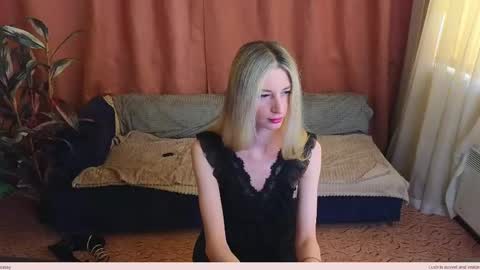 Snapshot of skinnyladyy chatting on May 12, 2026, 2:41 am Skinnyladyy online show from May 12, 2026, 2:41 am