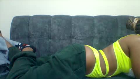 skinnypetite2 online show from April 25, 2026, 5:21 am