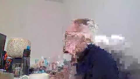 Snapshot of sklave_s chatting on March 20, 2026, 10:20 am sklave_s online show from March 20, 2026, 10:20 am
