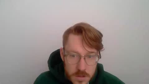 Snapshot of sklave_s chatting on April 25, 2026, 8:17 am sklave_s online show from April 25, 2026, 8:17 am