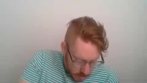Snapshot of sklave_s chatting on May 1, 2026, 9:47 am sklave_s online show from May 1, 2026, 9:47 am