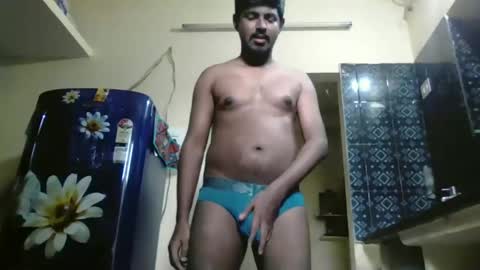 Snapshot of sklavepappu143 chatting on March 16, 2026, 4:29 am Indianslut1431 online show from March 16, 2026, 4:29 am