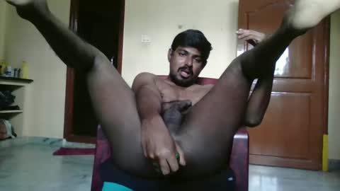 Snapshot of sklavepappu143 chatting on March 20, 2026, 5:01 am Indianslut1431 online show from March 20, 2026, 5:01 am