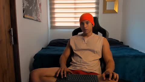 Snapshot of skull_prospect chatting on December 11, 2024, 2:11 pm Liam Vokov online show from December 11, 2024, 2:11 pm