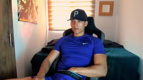 Snapshot of skull_prospect chatting on January 8, 2025, 4:00 pm Liam Vokov online show from January 8, 2025, 4:00 pm