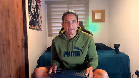 Snapshot of skull_prospect chatting on January 28, 2025, 12:00 pm Liam Vokov online show from January 28, 2025, 12:00 pm