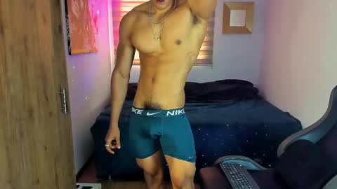 Snapshot of skull_prospect chatting on February 15, 2025, 1:05 pm Liam Vokov online show from February 15, 2025, 1:05 pm