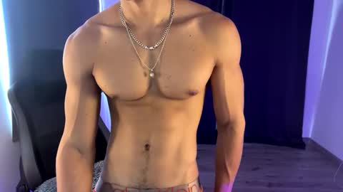 Snapshot of skull_prospect chatting on February 28, 2025, 1:47 pm Liam Vokov online show from February 28, 2025, 1:47 pm