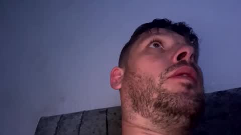 skuzzy25 online show from November 1, 2025, 7:10 am