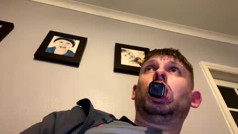 skuzzy25 online show from February 13, 2026, 4:41 am