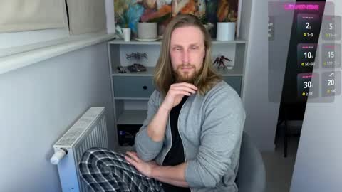 Snapshot of sky_guy25 chatting on April 23, 2026, 7:49 pm sky_guy25 online show from April 23, 2026, 7:49 pm