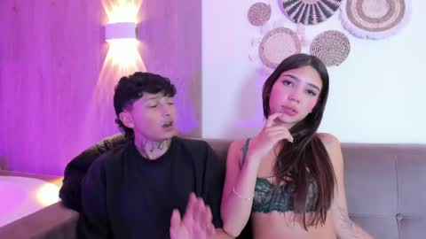 sky_n_zayn online show from April 29, 2026, 5:22 am