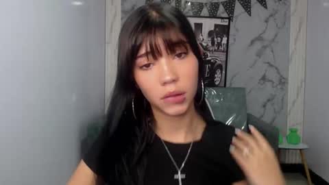 Snapshot of sky_sweet_a chatting on December 20, 2025, 4:14 pm sky_sweet_a online show from December 20, 2025, 4:14 pm