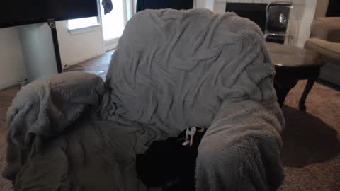 SKYLE   online show from October 6, 2025, 8:06 pm