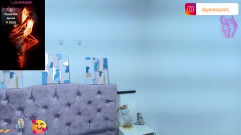 skye moore online show from September 26, 2025, 11:47 am