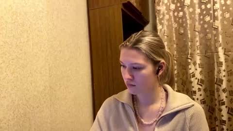 skyedavis online show from December 20, 2025, 7:10 pm