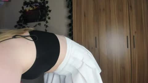 Snapshot of skyedavis chatting on June 3, 2026, 2:08 pm skyedavis online show from June 3, 2026, 2:08 pm