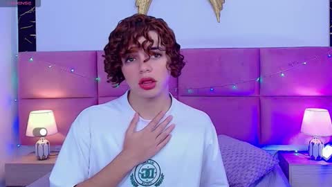 Snapshot of skyee_angel chatting on February 5, 2026, 8:02 pm Angel online show from February 5, 2026, 8:02 pm