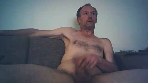 Snapshot of skylab78 chatting on February 21, 2025, 5:13 am MadOteC online show from February 21, 2025, 5:13 am