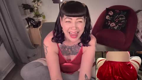 skylar bird online show from December 19, 2024, 1:18 am