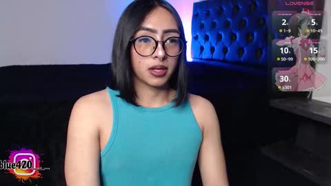 blue online show from September 21, 2025, 5:14 pm