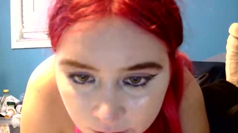 skylerrayy online show from November 9, 2025, 6:33 am