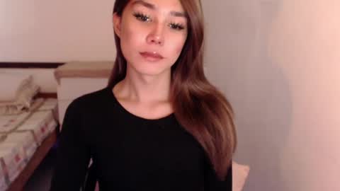 Snapshot of skyllerkent chatting on July 18, 2026, 4:38 am Sky online show from July 18, 2026, 4:38 am