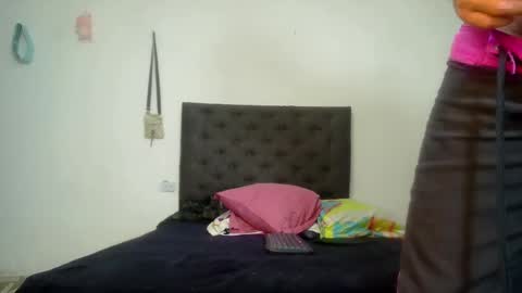 skynataly1 online show from November 24, 2025, 4:23 am