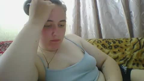 Snapshot of skyressie333 chatting on May 3, 2026, 7:20 pm skyressie333 online show from May 3, 2026, 7:20 pm