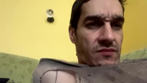 slabyhrac online show from December 2, 2024, 8:52 am