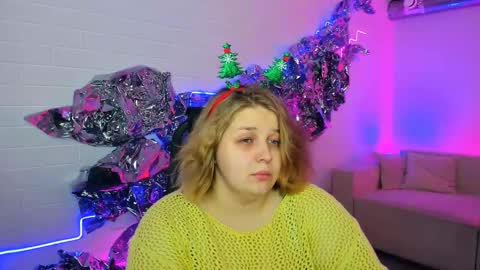 Snapshot of sladadeew chatting on December 25, 2024, 9:02 am Slada Deew online show from December 25, 2024, 9:02 am