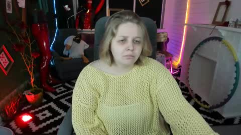 Snapshot of sladadeew chatting on January 2, 2025, 9:11 am Slada Deew online show from January 2, 2025, 9:11 am