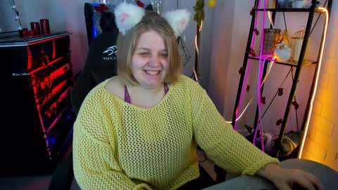 Snapshot of sladadeew chatting on January 6, 2025, 9:19 am Slada Deew online show from January 6, 2025, 9:19 am