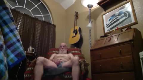 sladeisnaked online show from December 20, 2025, 10:33 am