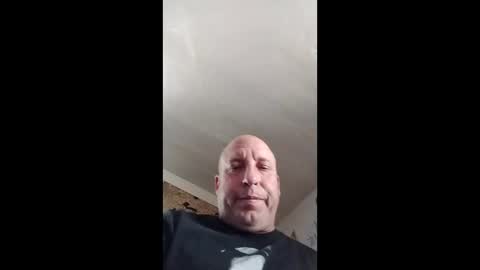 slammy7923 online show from May 16, 2026, 7:34 pm