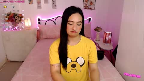 Queen Cyrine online show from March 7, 2025, 1:31 am