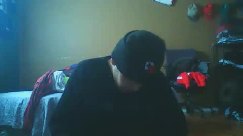 Sleazyycarlitx online show from April 7, 2026, 12:33 am