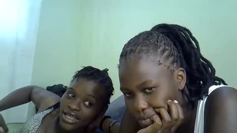 sleciah online show from January 18, 2026, 12:20 pm