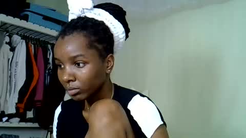 Snapshot of sleciahsha chatting on June 13, 2026, 10:02 am sly online show from June 13, 2026, 10:02 am