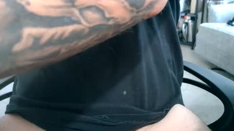 sleek0120 online show from April 17, 2026, 3:59 pm