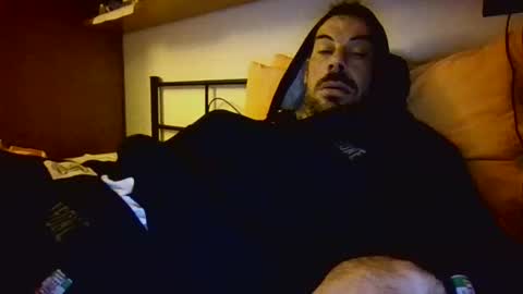 Snapshot of slevin1983 chatting on February 3, 2026, 11:04 am slevin online show from February 3, 2026, 11:04 am