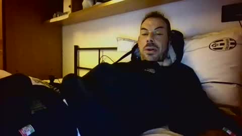 Snapshot of slevin1983 chatting on February 22, 2026, 3:10 pm slevin online show from February 22, 2026, 3:10 pm