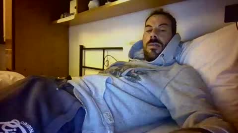 Snapshot of slevin1983 chatting on March 16, 2026, 1:00 am slevin online show from March 16, 2026, 1:00 am